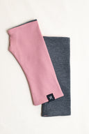 Mitones reversibles de algodón orgánico combinando rosa y gris