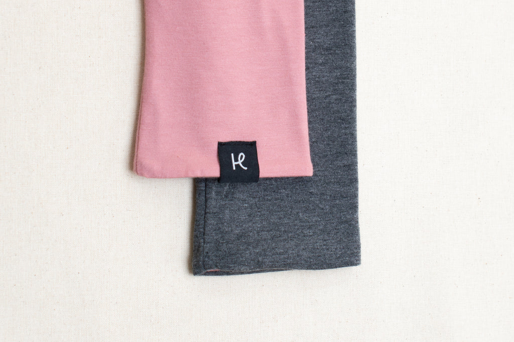 Mitones reversibles de algodón orgánico, rosa gris, detalle