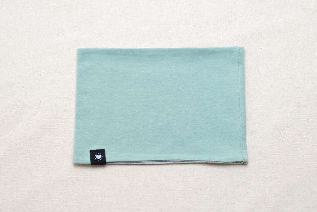 Haramaki infantil reversible menta de algodón orgánico marca Happy Belly